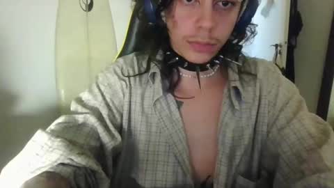 Snapshot of _besta chatting on December 2024 12:54:02 AM _besta online show from December 2024 12:54:02 AM