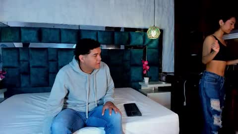 _bonnyandclyde online show from March 2026 11:49:01 AM