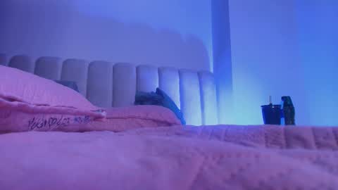 Britany online show from November 2025 03:09:02 AM