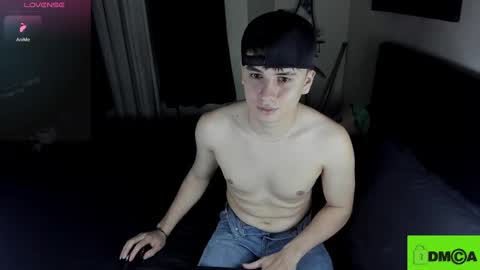 Snapshot of _broken_47 chatting on October 2025 07:04:02 AM FELIPE CAMACHO dont forget to support me with a little hand up online show from October 2025 07:04:02 AM
