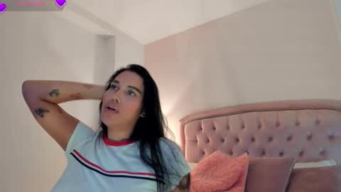 cailyn  online show from December 2025 08:38:02 PM