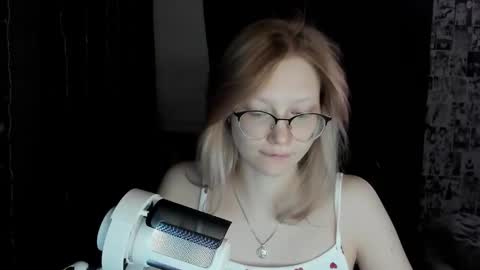 Merlizz online show from February 2025 03:31:02 AM