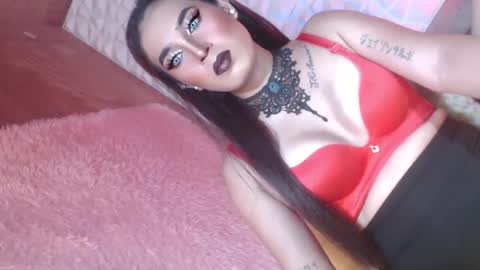 Snapshot of _caroline69 chatting on January 2025 10:08:01 AM Caroline online show from January 2025 10:08:01 AM