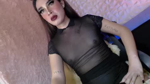Snapshot of _caroline69 chatting on March 2025 08:26:02 AM Caroline online show from March 2025 08:26:02 AM