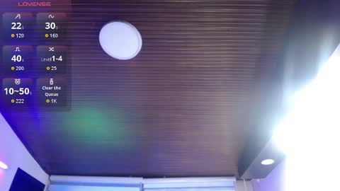 _charlotte_collins_ online show from September 2025 01:01:01 PM