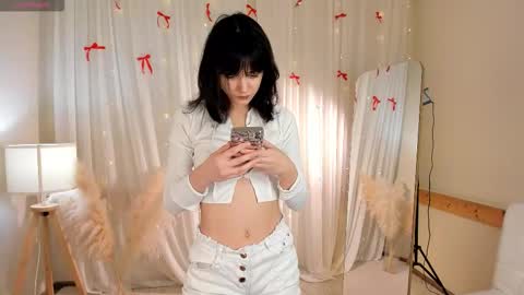 _chillbacca_ online show from December 2025 12:24:02 PM