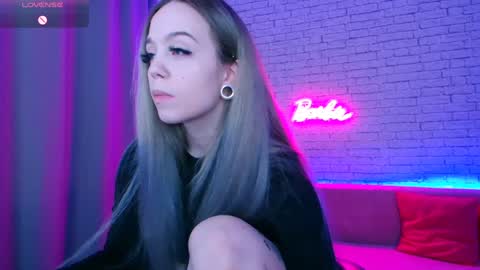 Nica online show from February 2025 05:30:02 AM