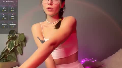 Snapshot of _cream_soda_ chatting on December 2024 04:23:01 PM Malina online show from December 2024 04:23:01 PM