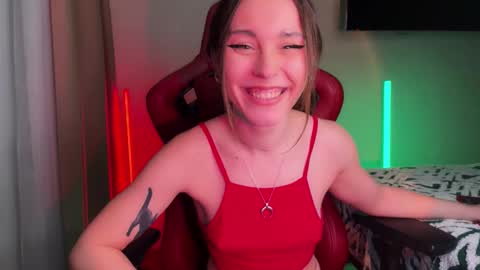 Snapshot of _cream_soda_ chatting on October 2025 06:10:01 PM Malina online show from October 2025 06:10:01 PM