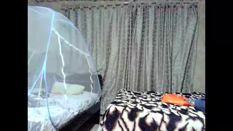 _cristal09 online show from October 2025 03:28:02 AM