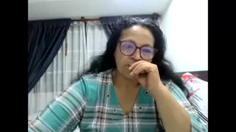 Snapshot of _cristal15 chatting on November 2025 08:42:01 AM _cristal15 online show from November 2025 08:42:01 AM