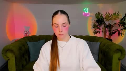 Erika online show from October 2025 03:46:02 PM