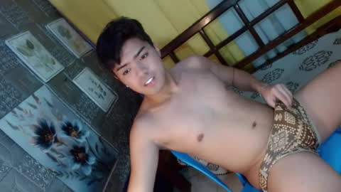 Snapshot of _cumwithrussel chatting on July 2026 02:36:02 PM Russ online show from July 2026 02:36:02 PM