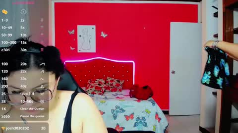 Snapshot of _curvy_mature_ chatting on December 2024 03:43:02 PM _curvy_mature_ online show from December 2024 03:43:02 PM