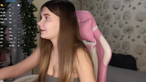 _cute_ice online show from January 2025 04:48:02 AM