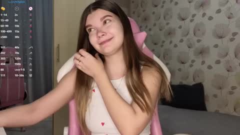 _cute_ice online show from February 2025 05:09:01 AM