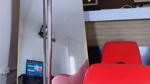 Dante online show from October 2025 08:07:01 PM