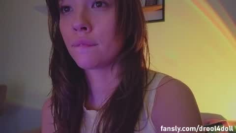 DemiDee online show from June 2026 09:17:02 PM