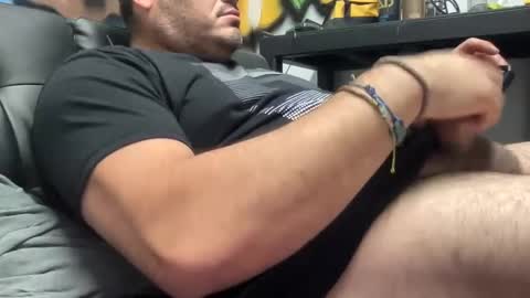 _direwolf_ online show from December 2024 08:36:02 PM