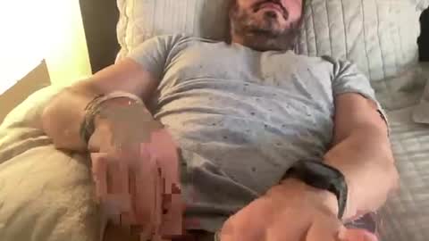 _direwolf_ online show from January 2026 07:49:02 PM