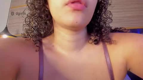 Abril online show from November 2025 02:27:01 PM