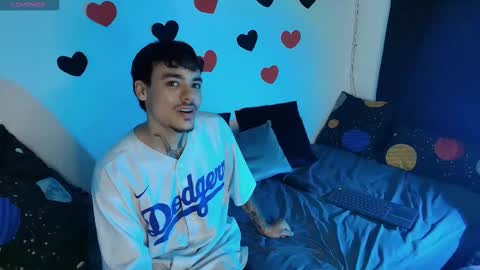 Snapshot of _dualseduction chatting on February 2026 01:14:01 AM steve and geral online show from February 2026 01:14:01 AM