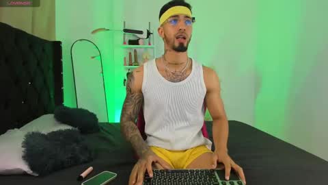 Duriel online show from October 2025 04:14:02 PM