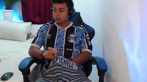 Snapshot of _duvan_123 chatting on January 2026 01:21:02 AM _duvan_123 online show from January 2026 01:21:02 AM