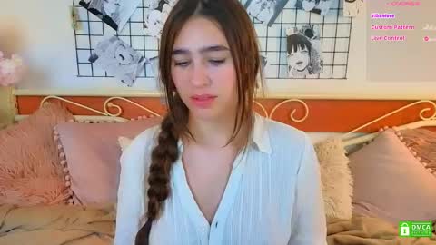 Snapshot of _eliizabeth__ chatting on May 2026 12:38:01 AM Lizzy online show from May 2026 12:38:01 AM