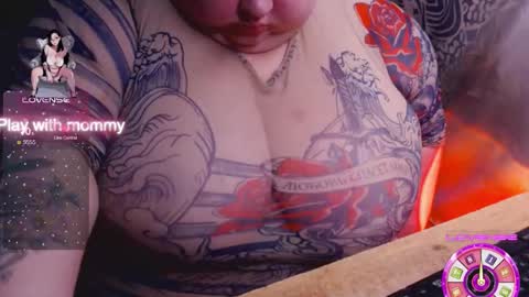 Snapshot of _ellybelly_ chatting on September 2025 02:22:02 AM LIsa online show from September 2025 02:22:02 AM