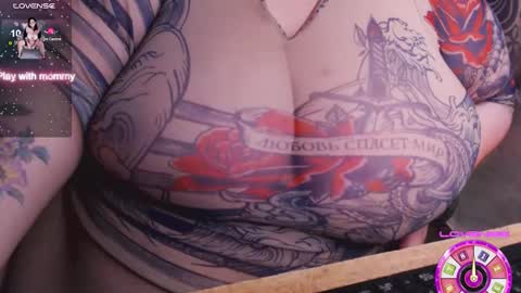 Snapshot of _ellybelly_ chatting on September 2025 05:41:01 AM LIsa online show from September 2025 05:41:01 AM