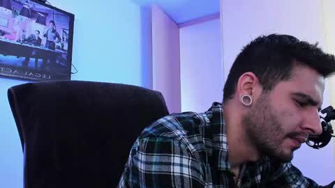 Snapshot of _elon_coxx_ chatting on February 2025 09:25:01 PM  -         online show from February 2025 09:25:01 PM