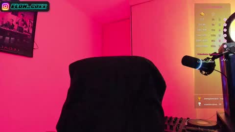 Snapshot of _elon_coxx_ chatting on February 2025 01:48:02 AM  -         online show from February 2025 01:48:02 AM