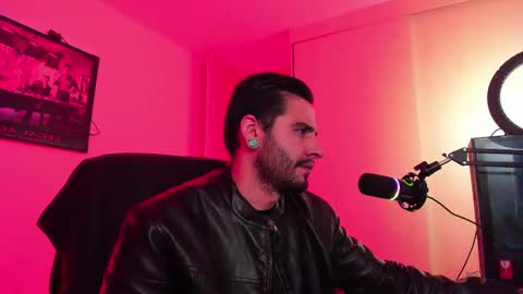 Snapshot of _elon_coxx_ chatting on March 2025 01:06:01 AM  -         online show from March 2025 01:06:01 AM