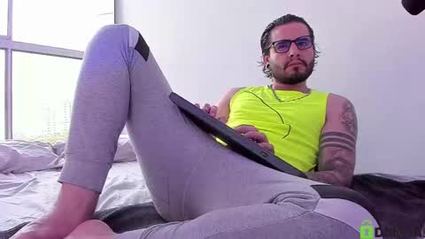 Snapshot of _elon_coxx_ chatting on October 2025 09:21:01 PM  -         online show from October 2025 09:21:01 PM