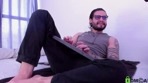 Snapshot of _elon_coxx_ chatting on October 2025 09:11:01 PM  -         online show from October 2025 09:11:01 PM