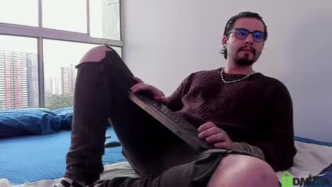  -         online show from March 2026 10:32:01 PM