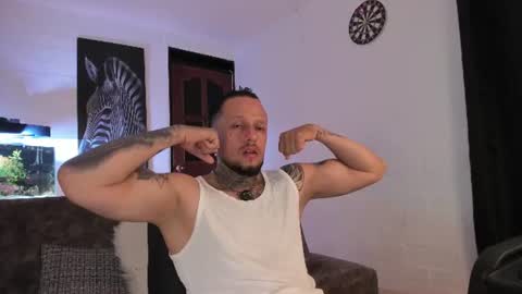 Snapshot of _emilio_escobar chatting on June 2026 07:27:02 AM Emilio online show from June 2026 07:27:02 AM