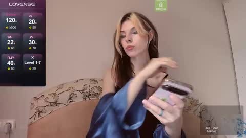 Snapshot of _eva_pleasure_ chatting on November 2025 09:08:02 AM Eva online show from November 2025 09:08:02 AM