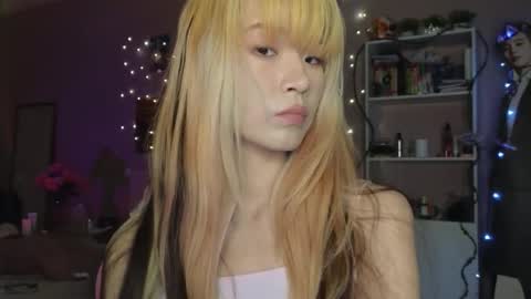 Snapshot of _eve____ chatting on November 2025 04:57:01 AM EveEva online show from November 2025 04:57:01 AM