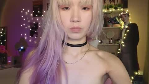 EveEva online show from February 2026 03:36:01 AM