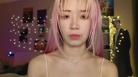 EveEva online show from March 2026 05:35:01 AM