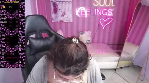  evoni  online show from September 2025 01:38:02 AM