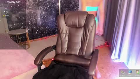  F R A U  online show from January 2025 01:09:02 AM