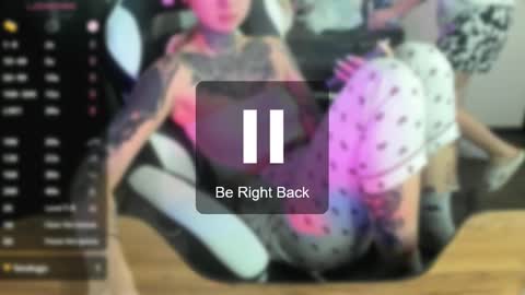 Snapshot of _feralberry__ chatting on December 2024 02:42:01 AM Alis online show from December 2024 02:42:01 AM