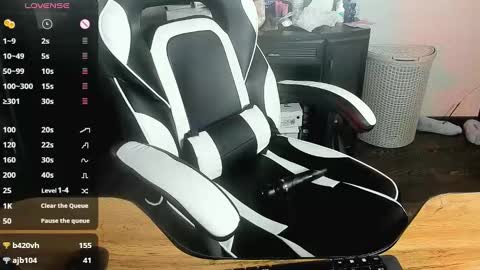 Snapshot of _feralberry__ chatting on December 2024 12:13:01 PM Alis online show from December 2024 12:13:01 PM