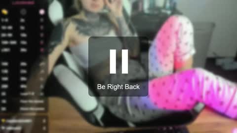 Snapshot of _feralberry__ chatting on December 2024 02:34:02 AM Alis online show from December 2024 02:34:02 AM