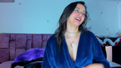 Snapshot of _gabbyx_ chatting on December 2024 06:16:02 PM Gabby online show from December 2024 06:16:02 PM