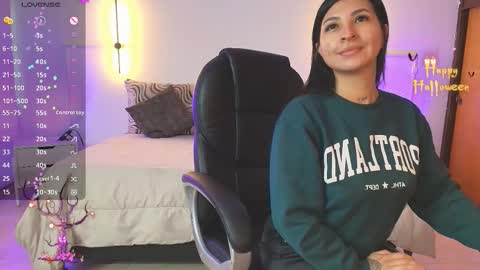 Snapshot of _gaby1 chatting on October 2025 11:33:02 AM Juliana Gaby Kloe online show from October 2025 11:33:02 AM