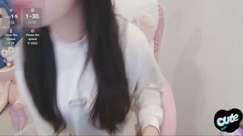 Anna online show from November 2025 01:56:02 PM